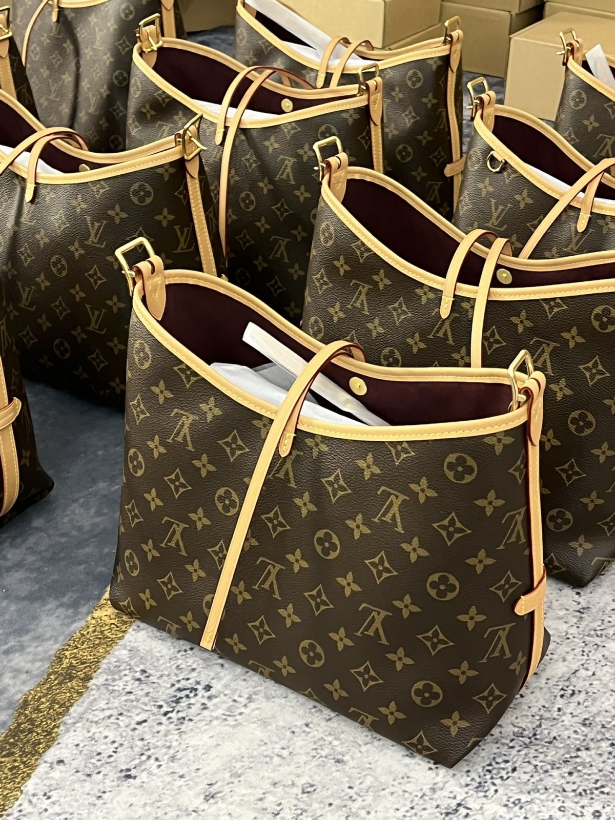 Shebag Louis Vuitton Carry all small M46203 collection(2024 Aug updated)-Best Quality Fake designer Bag Review, Replica designer bag ru Shebag Louis Vuitton Carry all small M46203 collection(2024 Aug updated)-Best Quality Fake designer Bag Review, Replica designer bag ru