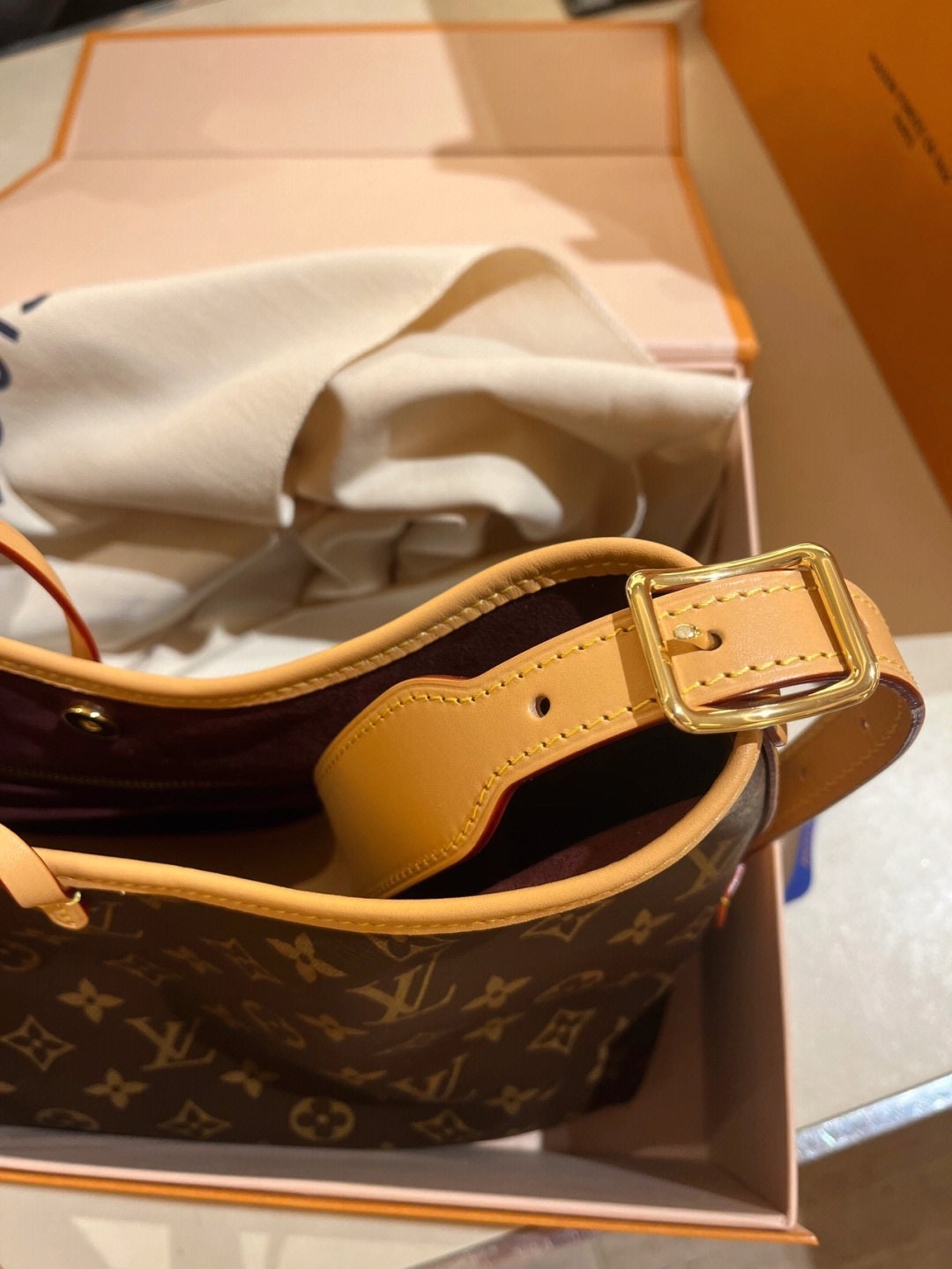 Shebag Louis Vuitton Carry all small M46203 collection(2024 Aug updated)-Best Quality Fake designer Bag Review, Replica designer bag ru Shebag Louis Vuitton Carry all small M46203 collection(2024 Aug updated)-Best Quality Fake designer Bag Review, Replica designer bag ru