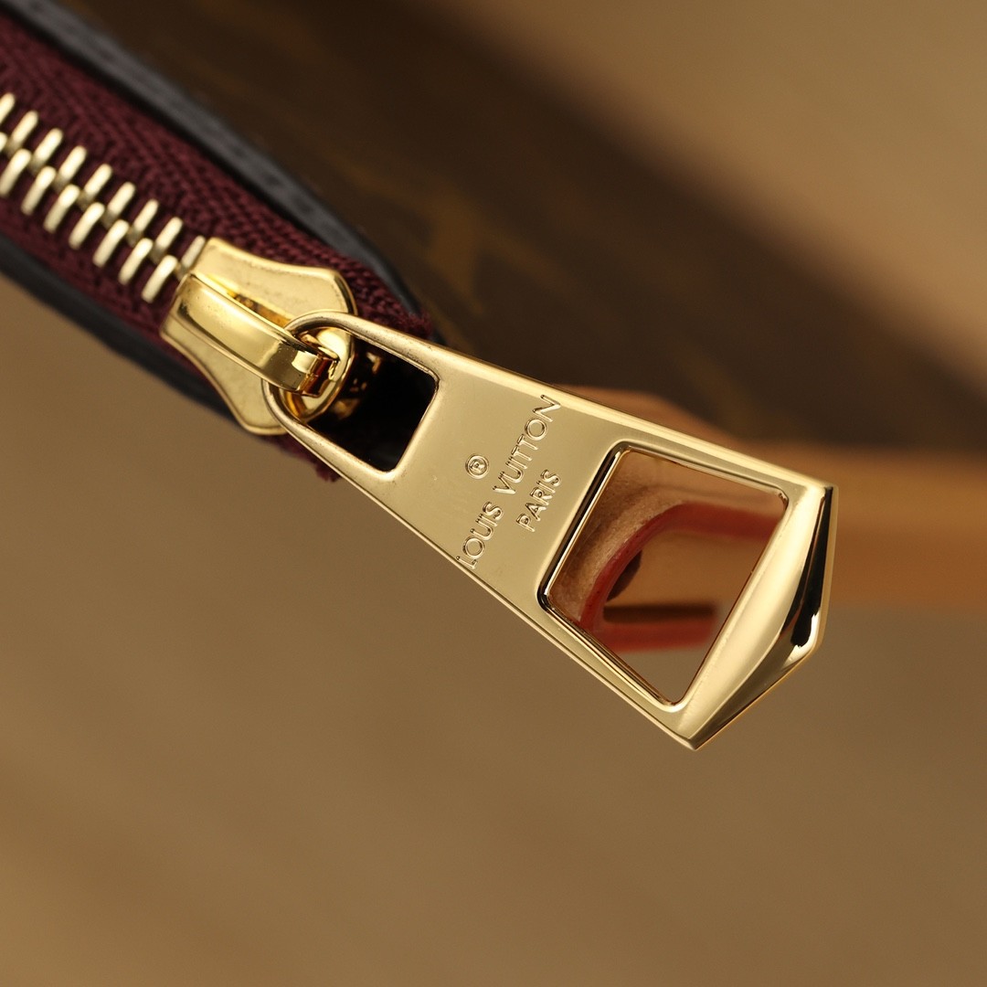 Shebag Louis Vuitton Carry all small M46203 collection(2024 Aug updated)-Best Quality Fake designer Bag Review, Replica designer bag ru Shebag Louis Vuitton Carry all small M46203 collection(2024 Aug updated)-Best Quality Fake designer Bag Review, Replica designer bag ru