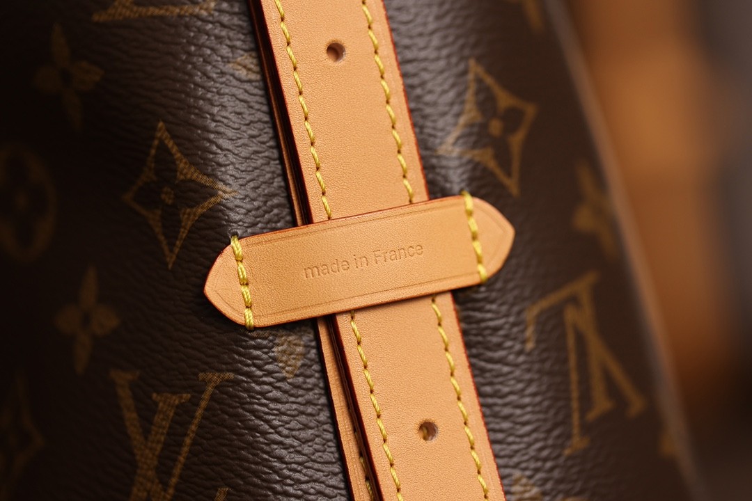 Shebag Louis Vuitton Carry all small M46203 collection(2024 Aug updated)-Best Quality Fake designer Bag Review, Replica designer bag ru Shebag Louis Vuitton Carry all small M46203 collection(2024 Aug updated)-Best Quality Fake designer Bag Review, Replica designer bag ru