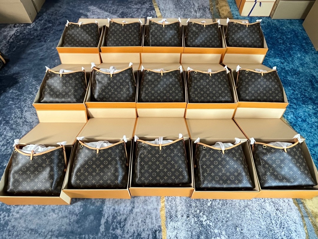 Shebag Louis Vuitton Carry all small M46203 collection(2024 Aug updated)-Best Quality Fake designer Bag Review, Replica designer bag ru Shebag Louis Vuitton Carry all small M46203 collection(2024 Aug updated)-Best Quality Fake designer Bag Review, Replica designer bag ru