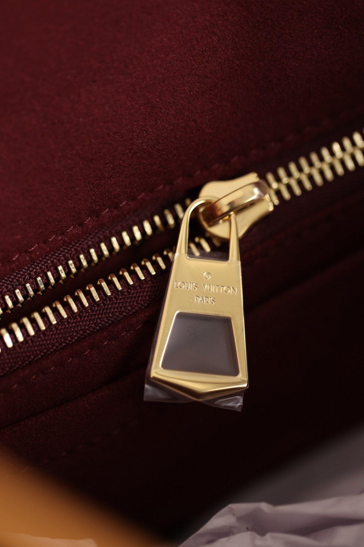 Shebag Louis Vuitton Carry all small M46203 collection(2024 Aug updated)-Best Quality Fake designer Bag Review, Replica designer bag ru Shebag Louis Vuitton Carry all small M46203 collection(2024 Aug updated)-Best Quality Fake designer Bag Review, Replica designer bag ru