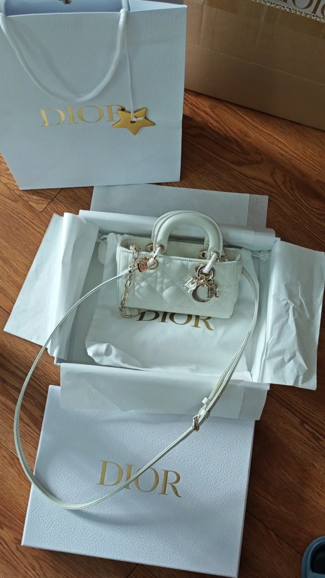 Shebag Lady Dior D joy bag full review（2024 Aug updated）-Best Quality Fake designer Bag Review, Replica designer bag ru