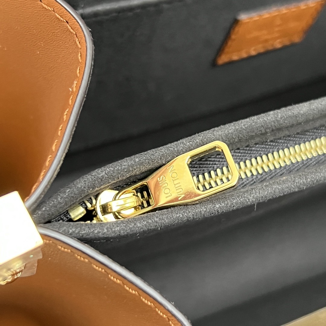 Shebag Louis Vuitton Dauphine medium size full reivew (2024 Aug updated)-Best Quality Fake designer Bag Review, Replica designer bag ru