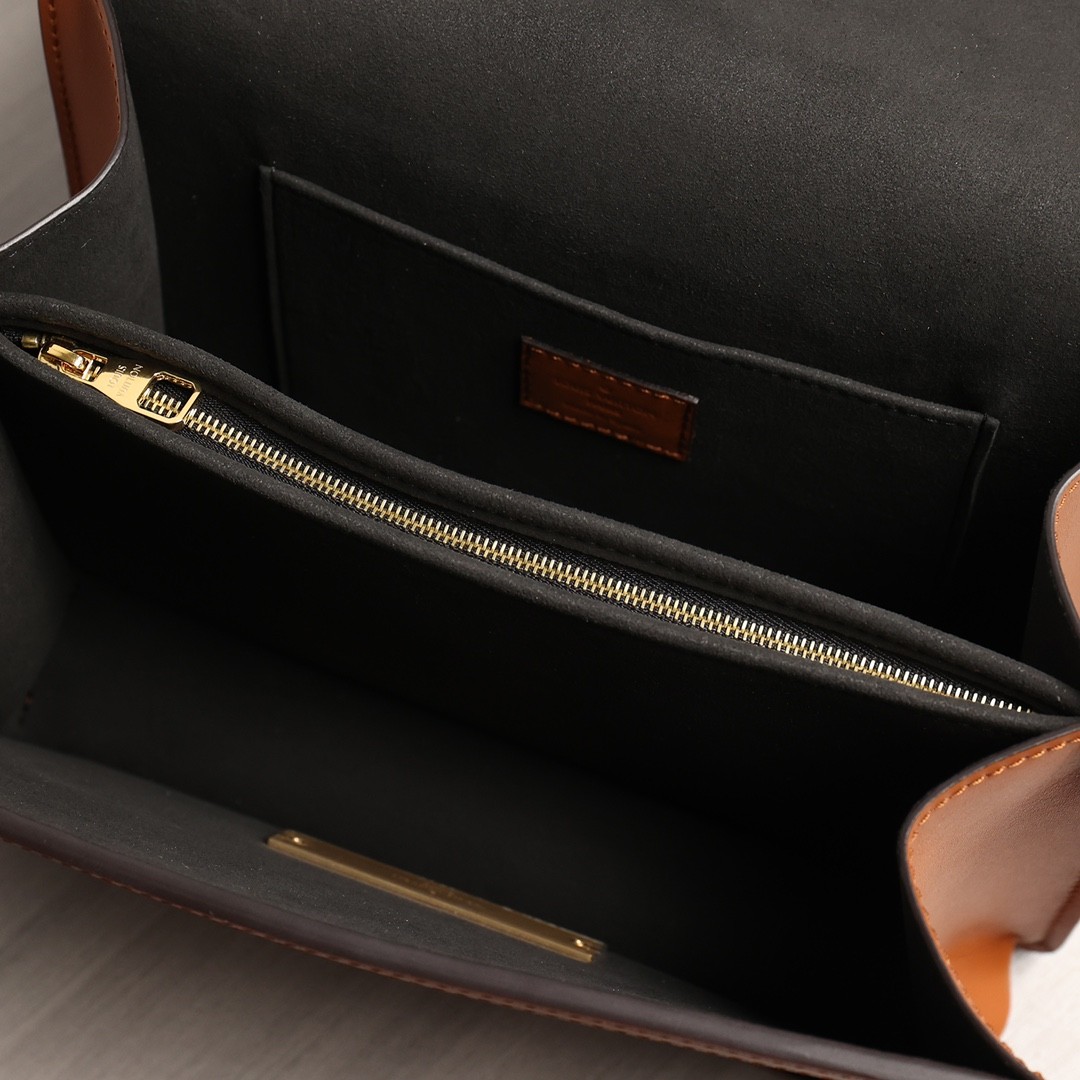 Shebag Louis Vuitton Dauphine medium size full reivew (2024 Aug updated)-Best Quality Fake designer Bag Review, Replica designer bag ru
