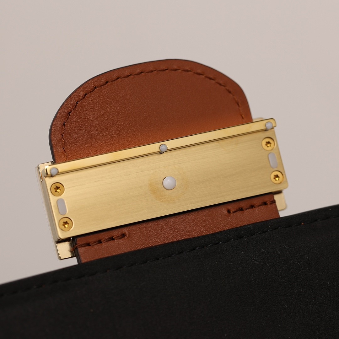Shebag Louis Vuitton Dauphine medium size full reivew (2024 Aug updated)-Best Quality Fake designer Bag Review, Replica designer bag ru