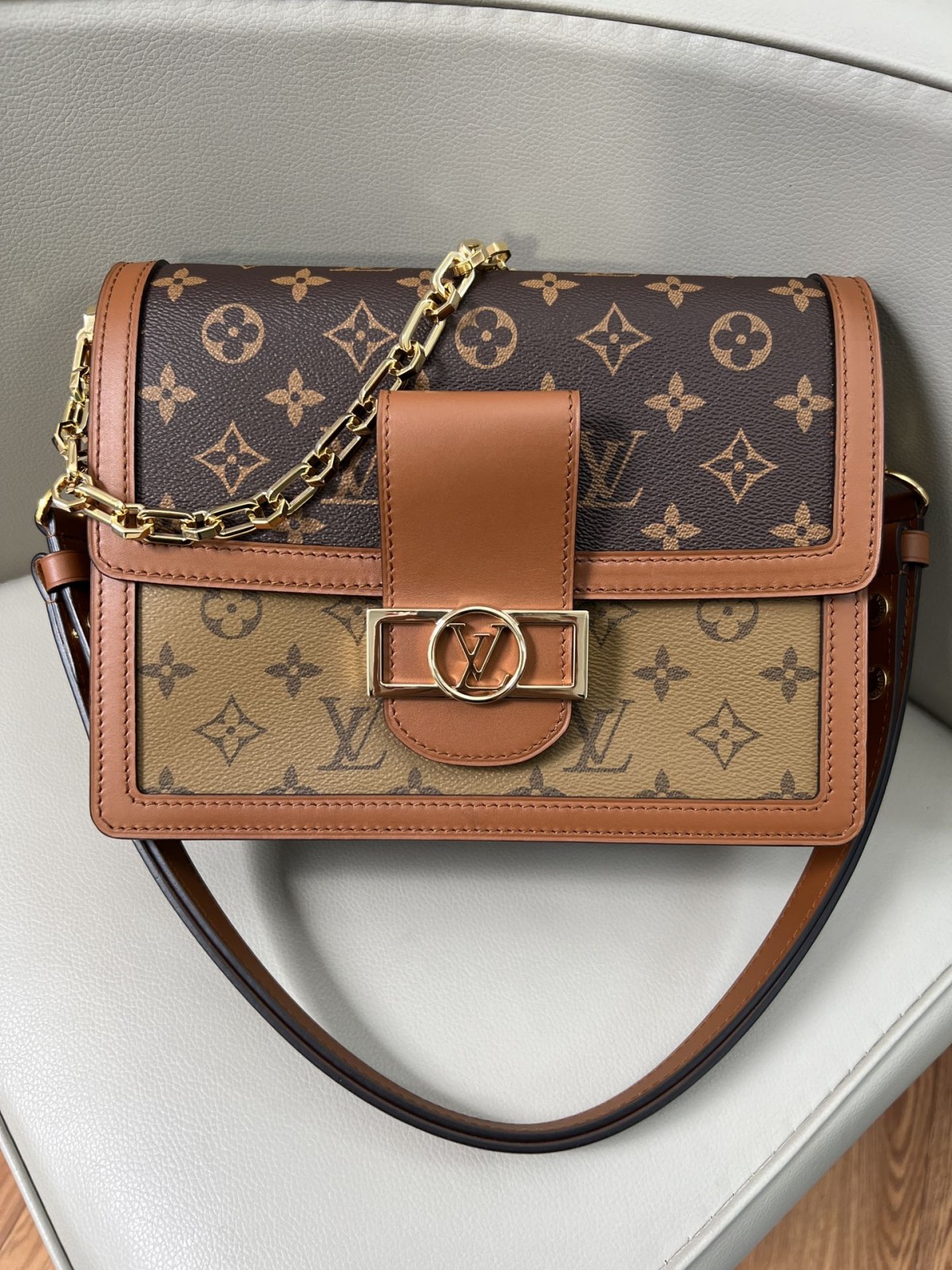 Shebag Louis Vuitton Dauphine medium size full reivew (2024 Aug updated)-Best Quality Fake designer Bag Review, Replica designer bag ru