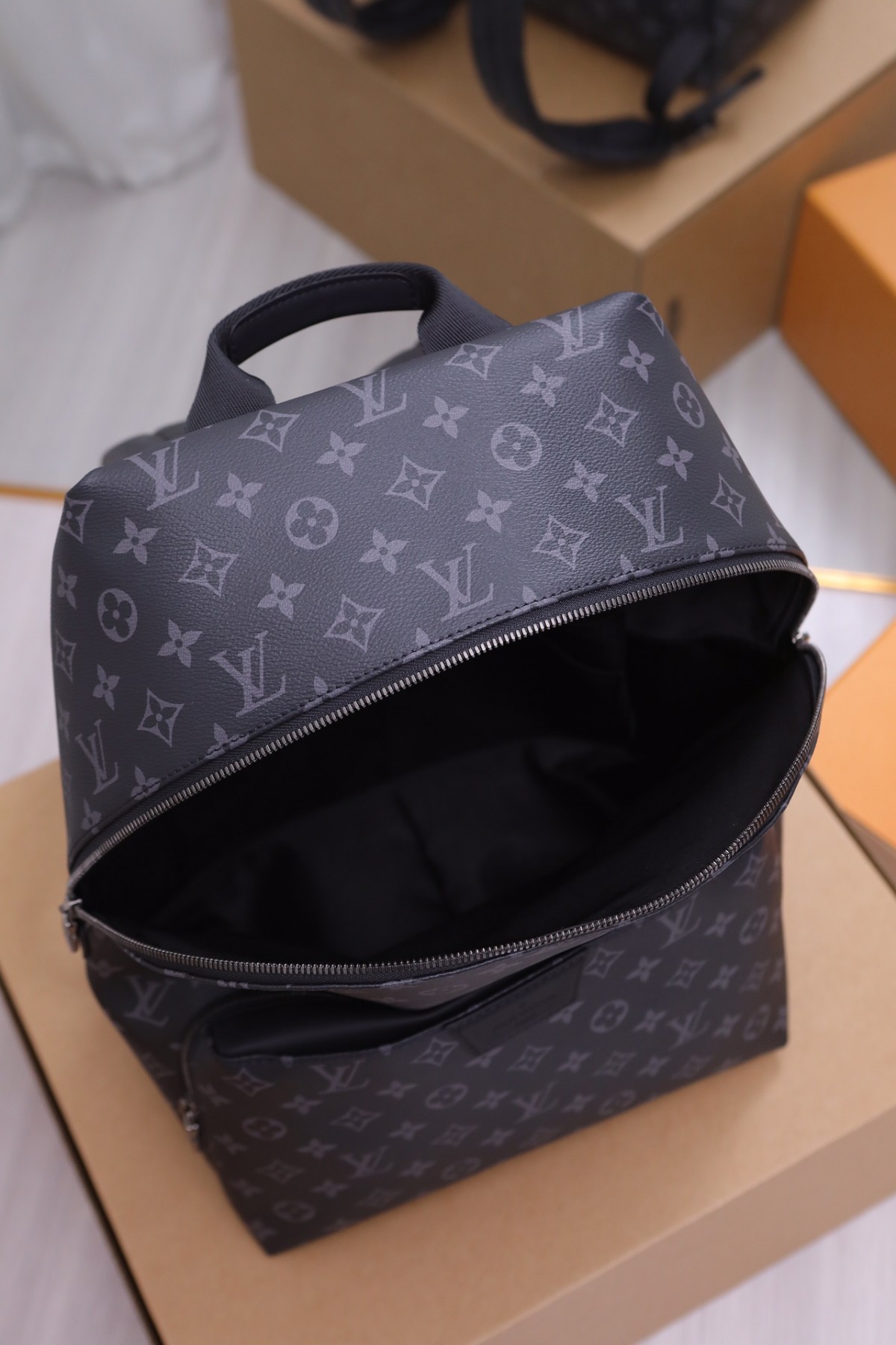 Shebag Louis Vuitton Discovery backpack M43186 full review (2024 Aug Updated)-Best Quality Fake designer Bag Review, Replica designer bag ru