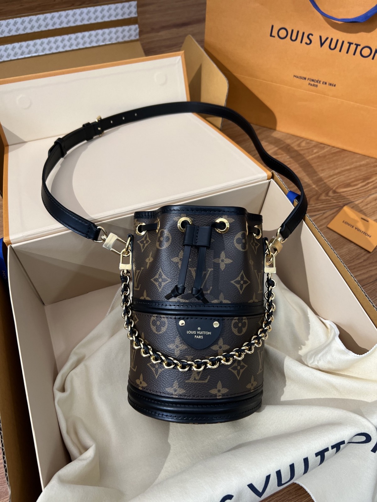 Shebag Louis Vuitton Canoe bag full review (2024 Aug updated)-Best Quality Fake designer Bag Review, Replica designer bag ru