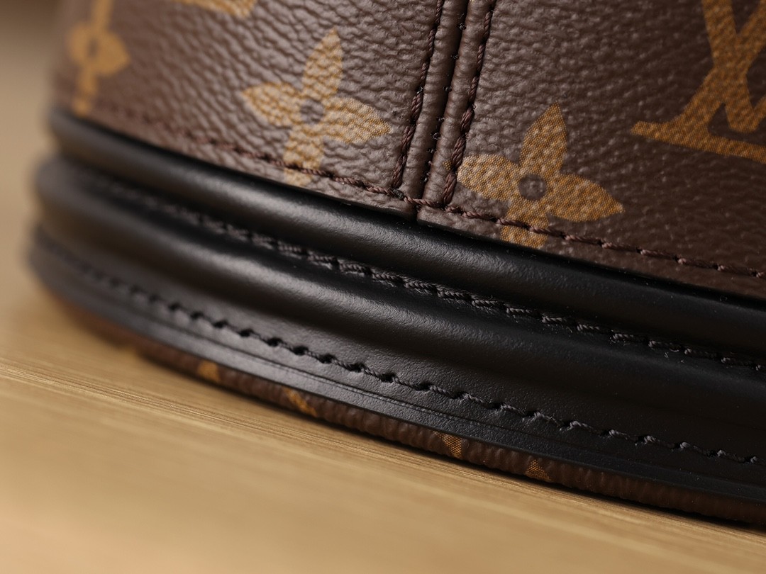 Shebag Louis Vuitton Canoe bag full review (2024 Aug updated)-Best Quality Fake designer Bag Review, Replica designer bag ru