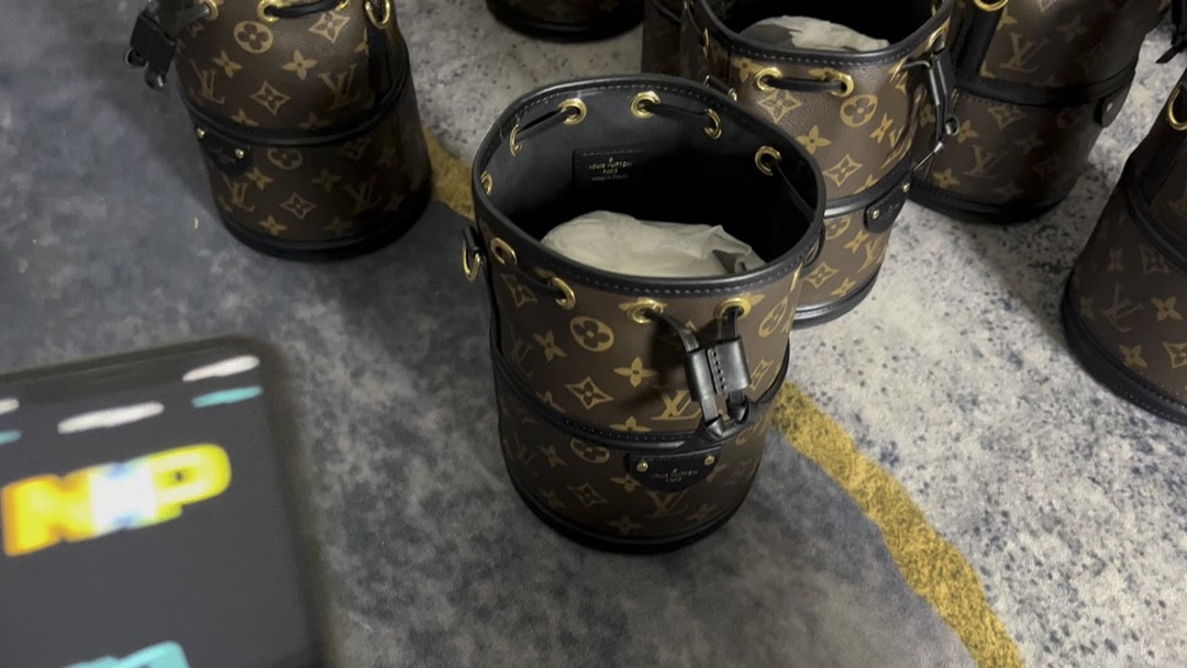 Shebag Louis Vuitton Canoe bag full review (2024 Aug updated)-Best Quality Fake designer Bag Review, Replica designer bag ru