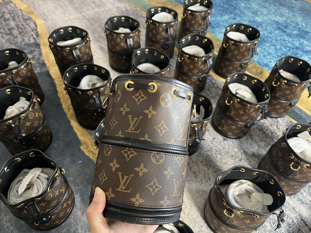 Shebag Louis Vuitton Canoe bag full review (2024 Aug updated)-Best Quality Fake designer Bag Review, Replica designer bag ru