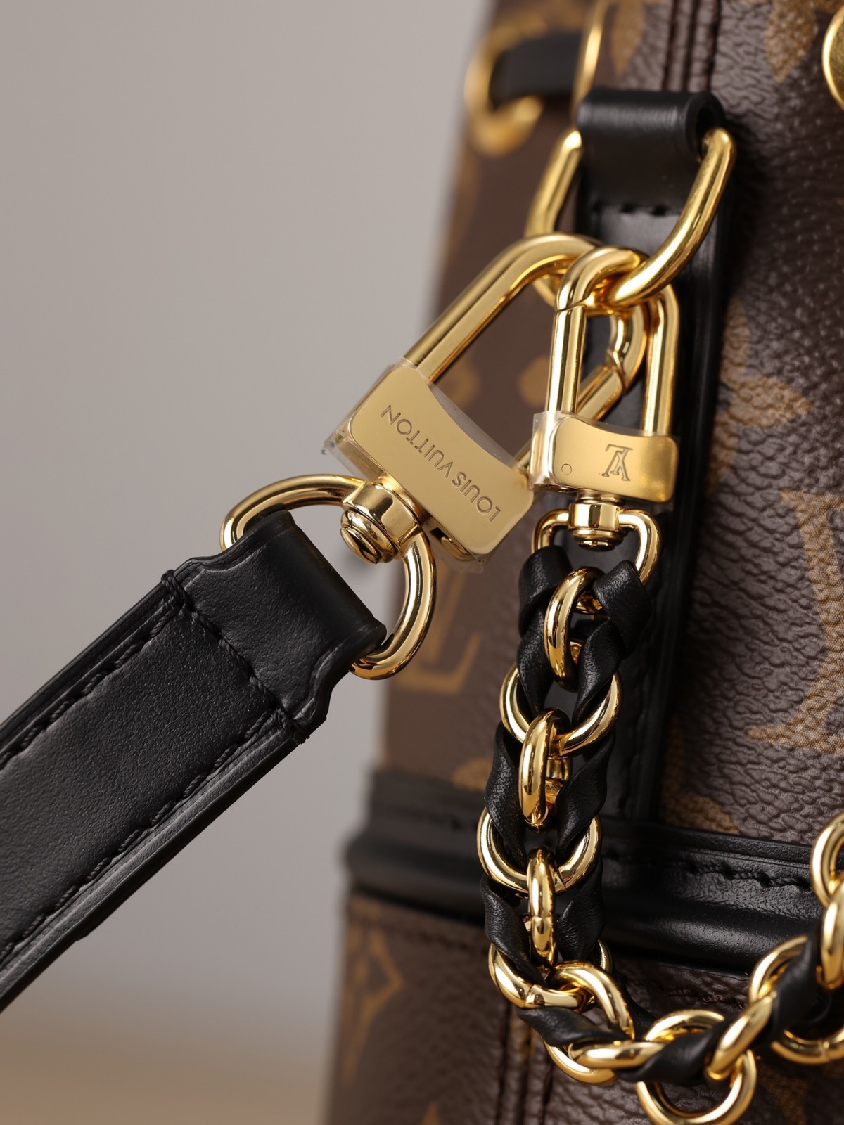 Shebag Louis Vuitton Canoe bag full review (2024 Aug updated)-Best Quality Fake designer Bag Review, Replica designer bag ru