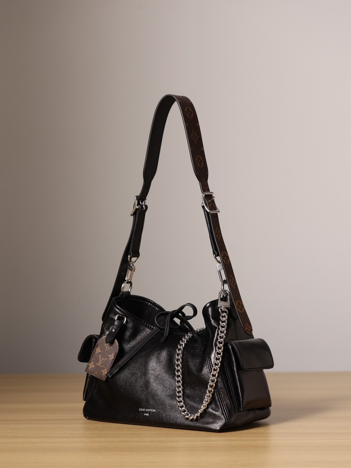 Shebag Louis Vuitton M24861 CARRYALL CARGO Bag full review（2024 Aug updated）-Best Quality Fake designer Bag Review, Replica designer bag ru