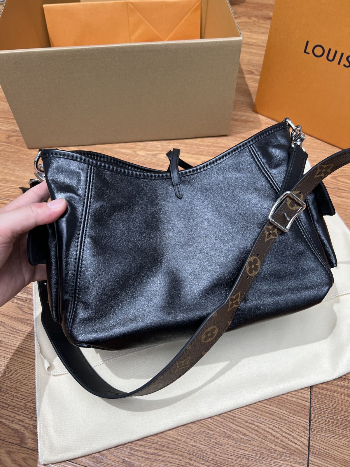 Shebag Louis Vuitton M24861 CARRYALL CARGO Bag full review（2024 Aug updated）-Best Quality Fake designer Bag Review, Replica designer bag ru