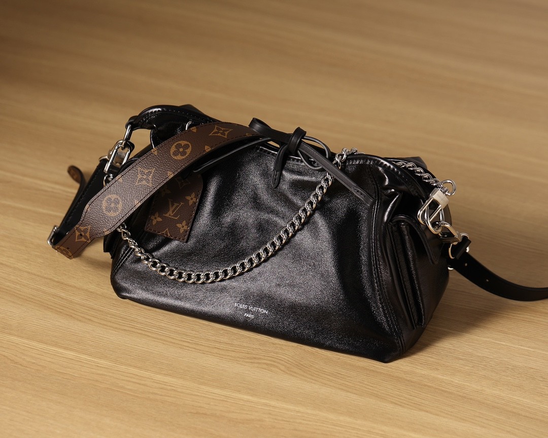 Shebag Louis Vuitton M24861 CARRYALL CARGO Bag full review（2024 Aug updated）-Best Quality Fake designer Bag Review, Replica designer bag ru