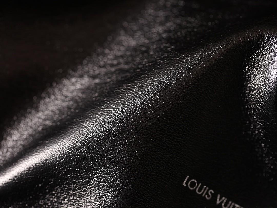 Shebag Louis Vuitton M24861 CARRYALL CARGO Bag full review（2024 Aug updated）-Best Quality Fake designer Bag Review, Replica designer bag ru