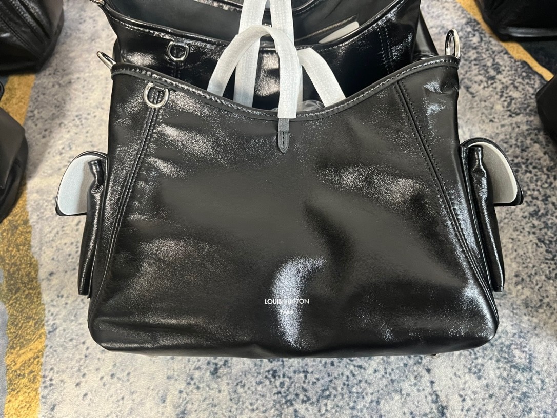 Shebag Louis Vuitton M24861 CARRYALL CARGO Bag full review（2024 Aug updated）-Best Quality Fake designer Bag Review, Replica designer bag ru