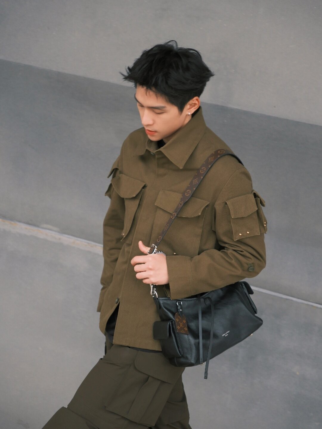 Shebag Louis Vuitton M24861 CARRYALL CARGO Bag full review（2024 Aug updated）-Best Quality Fake designer Bag Review, Replica designer bag ru