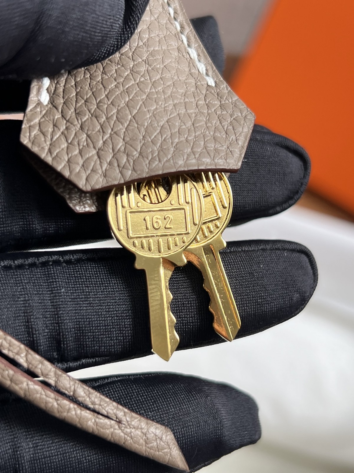 Shebag Hermes Birkin 30 bag in grey full review(2024 Aug updated)-Best Quality Fake designer Bag Review, Replica designer bag ru Shebag Hermes Birkin 30 bag in grey full review(2024 Aug updated)-Best Quality Fake designer Bag Review, Replica designer bag ru