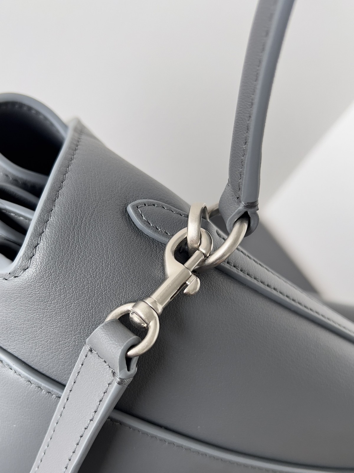 Shebag Balenciaga Rodeo Bag Replica Review（2024 Sep updated）-Best Quality Fake designer Bag Review, Replica designer bag ru