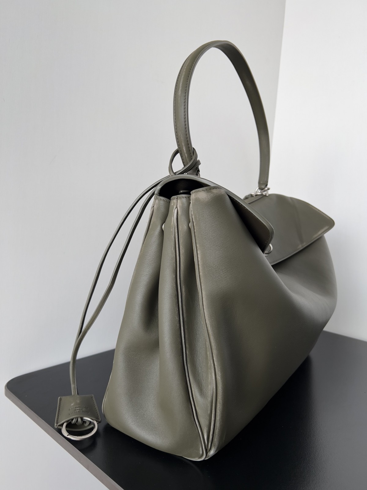 Shebag Balenciaga Rodeo Bag Replica Review（2024 Sep updated）-Best Quality Fake designer Bag Review, Replica designer bag ru