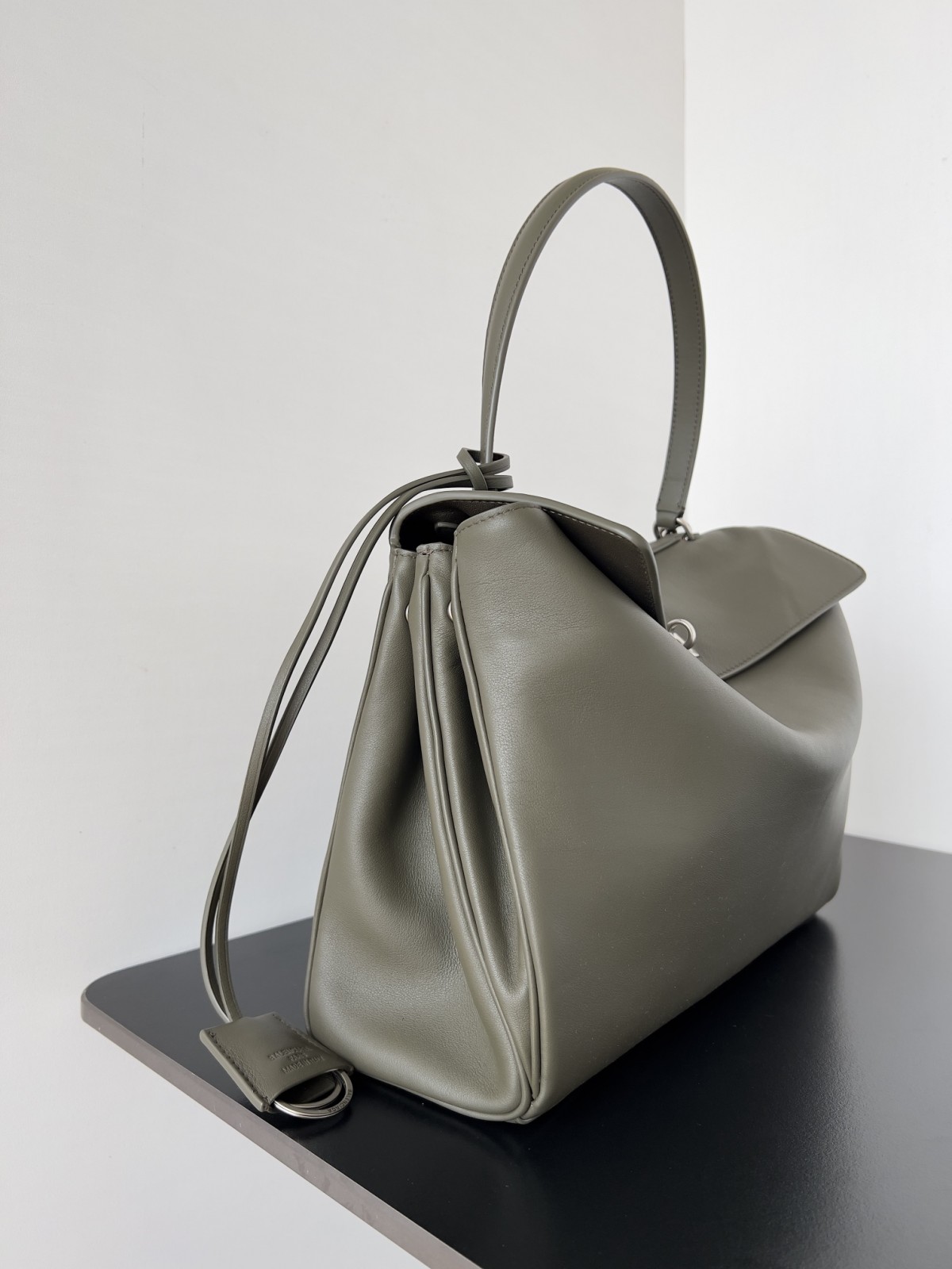 Shebag Balenciaga Rodeo Bag Replica Review（2024 Sep updated）-Best Quality Fake designer Bag Review, Replica designer bag ru