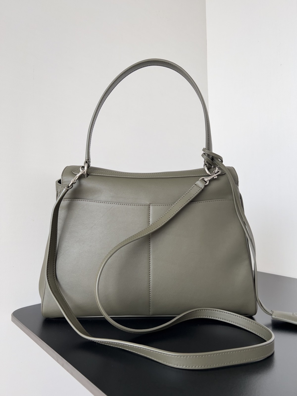 Shebag Balenciaga Rodeo Bag Replica Review（2024 Sep updated）-Best Quality Fake designer Bag Review, Replica designer bag ru