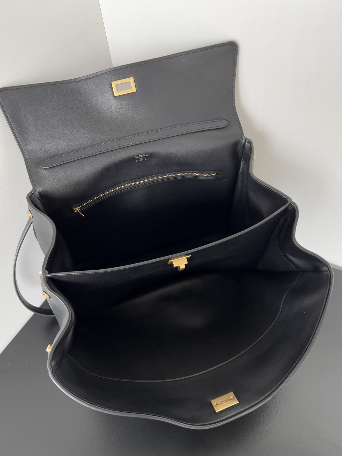 Shebag Balenciaga Rodeo Bag Replica Review（2024 Sep updated）-Best Quality Fake designer Bag Review, Replica designer bag ru