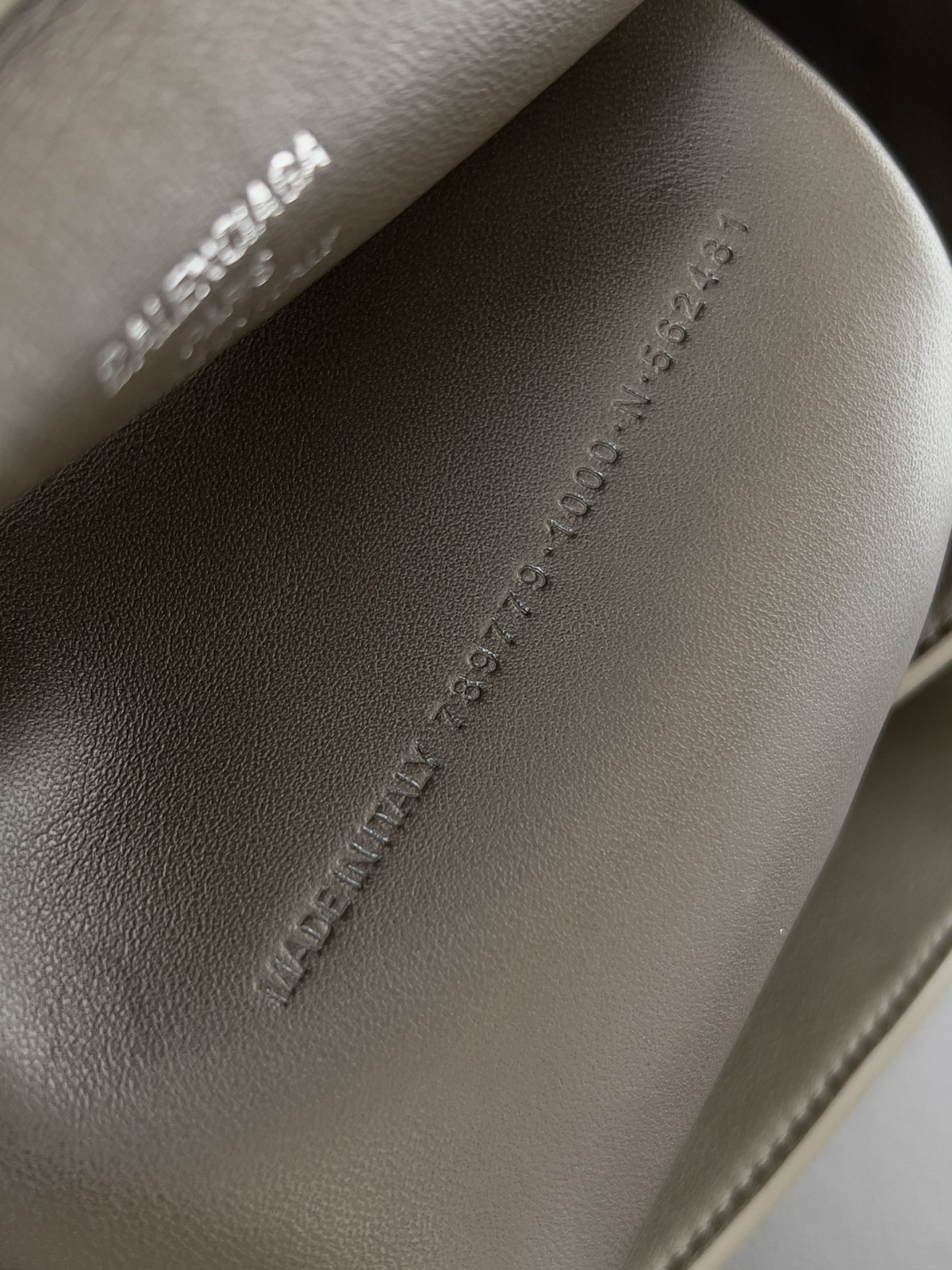 Shebag Balenciaga Rodeo Bag Replica Review（2024 Sep updated）-Best Quality Fake designer Bag Review, Replica designer bag ru