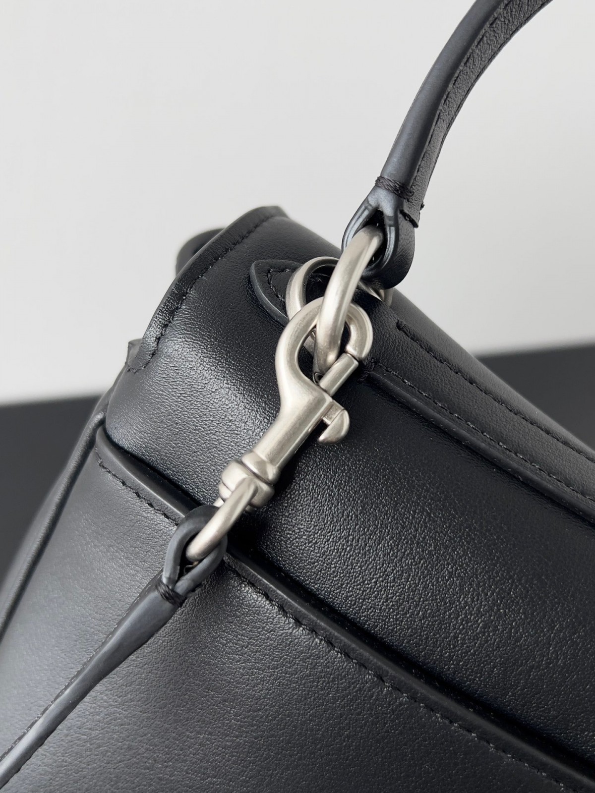 Shebag Balenciaga Rodeo Bag Replica Review（2024 Sep updated）-Best Quality Fake designer Bag Review, Replica designer bag ru