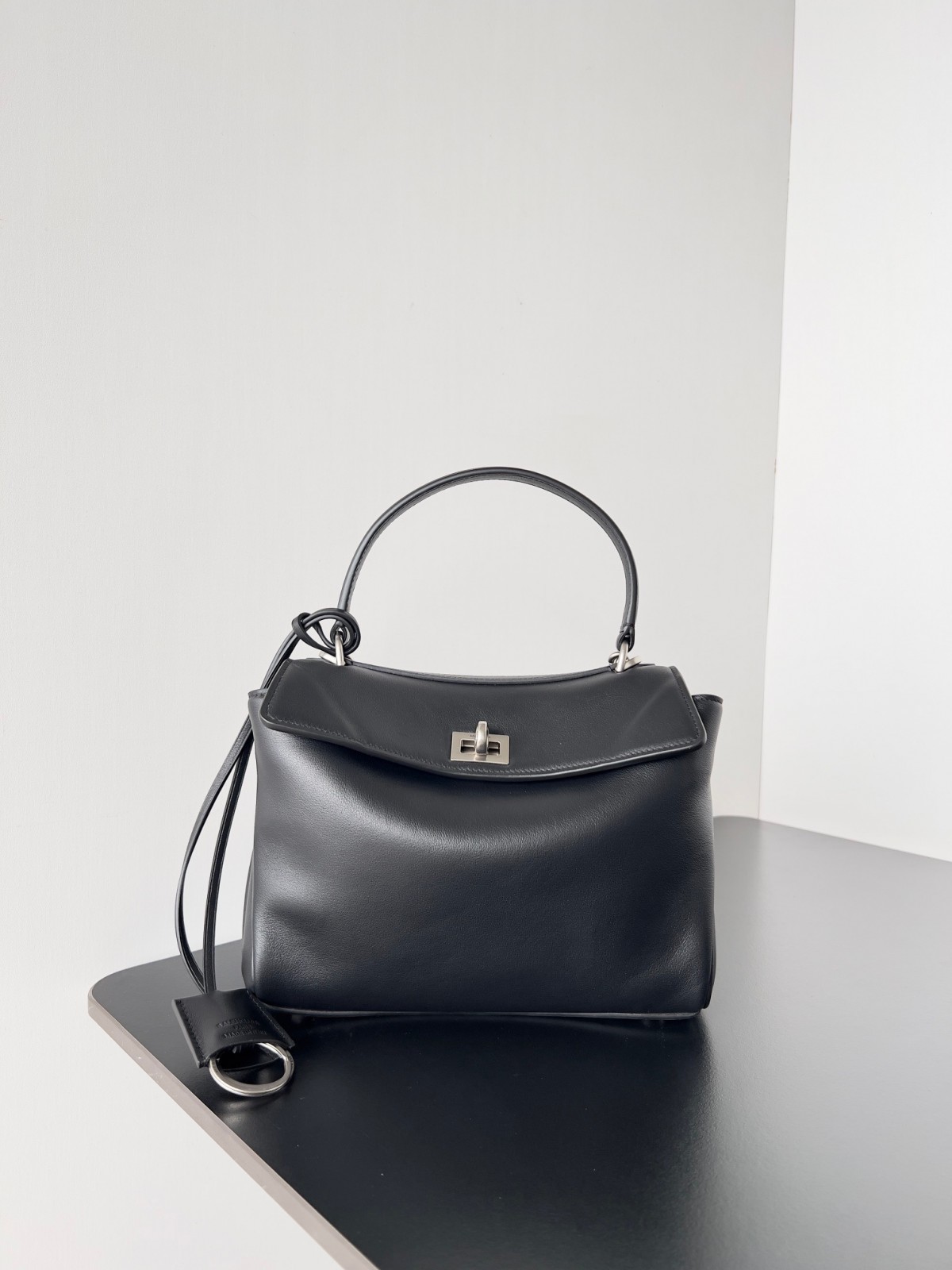 Shebag Balenciaga Rodeo Bag Replica Review（2024 Sep updated）-Best Quality Fake designer Bag Review, Replica designer bag ru