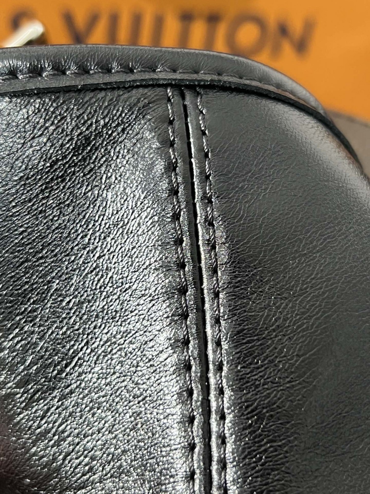Shebag Louis Vuitton M25143 CARRYALL DARK medium size full review over 300 photos (2024 Sep updated )-Best Quality Fake designer Bag Review, Replica designer bag ru Shebag Louis Vuitton M25143 CARRYALL DARK medium size full review over 300 photos (2024 Sep updated )-Best Quality Fake designer Bag Review, Replica designer bag ru