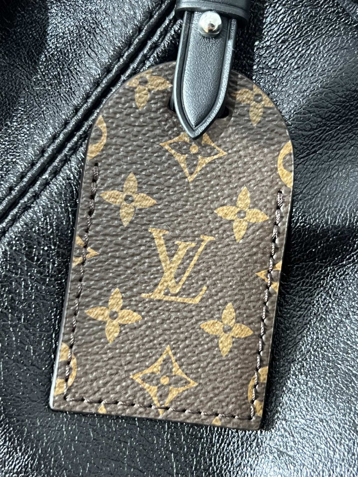 Shebag Louis Vuitton M25143 CARRYALL DARK medium size full review over 300 photos (2024 Sep updated )-Best Quality Fake designer Bag Review, Replica designer bag ru Shebag Louis Vuitton M25143 CARRYALL DARK medium size full review over 300 photos (2024 Sep updated )-Best Quality Fake designer Bag Review, Replica designer bag ru