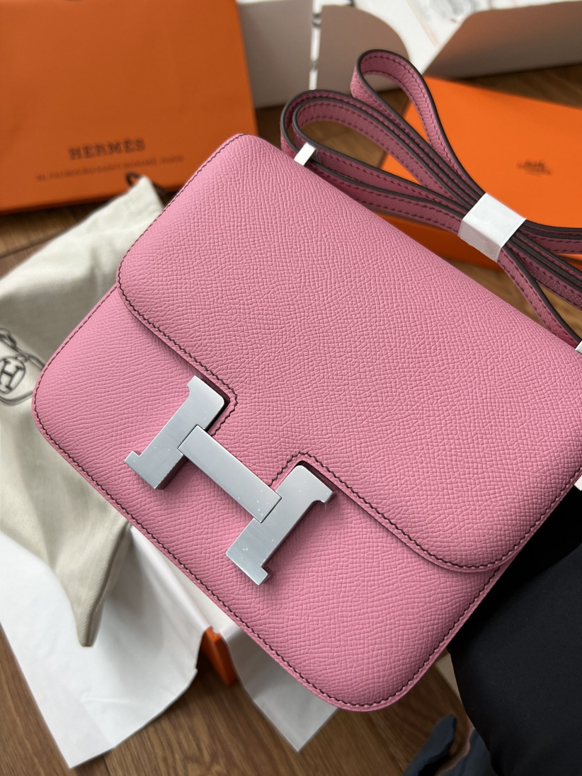 Shebag Hermes Constance 19 bag in pink Epsom full review(2024 Sep updated)-Best Quality Fake designer Bag Review, Replica designer bag ru Shebag Hermes Constance 19 bag in pink Epsom full review(2024 Sep updated)-Best Quality Fake designer Bag Review, Replica designer bag ru