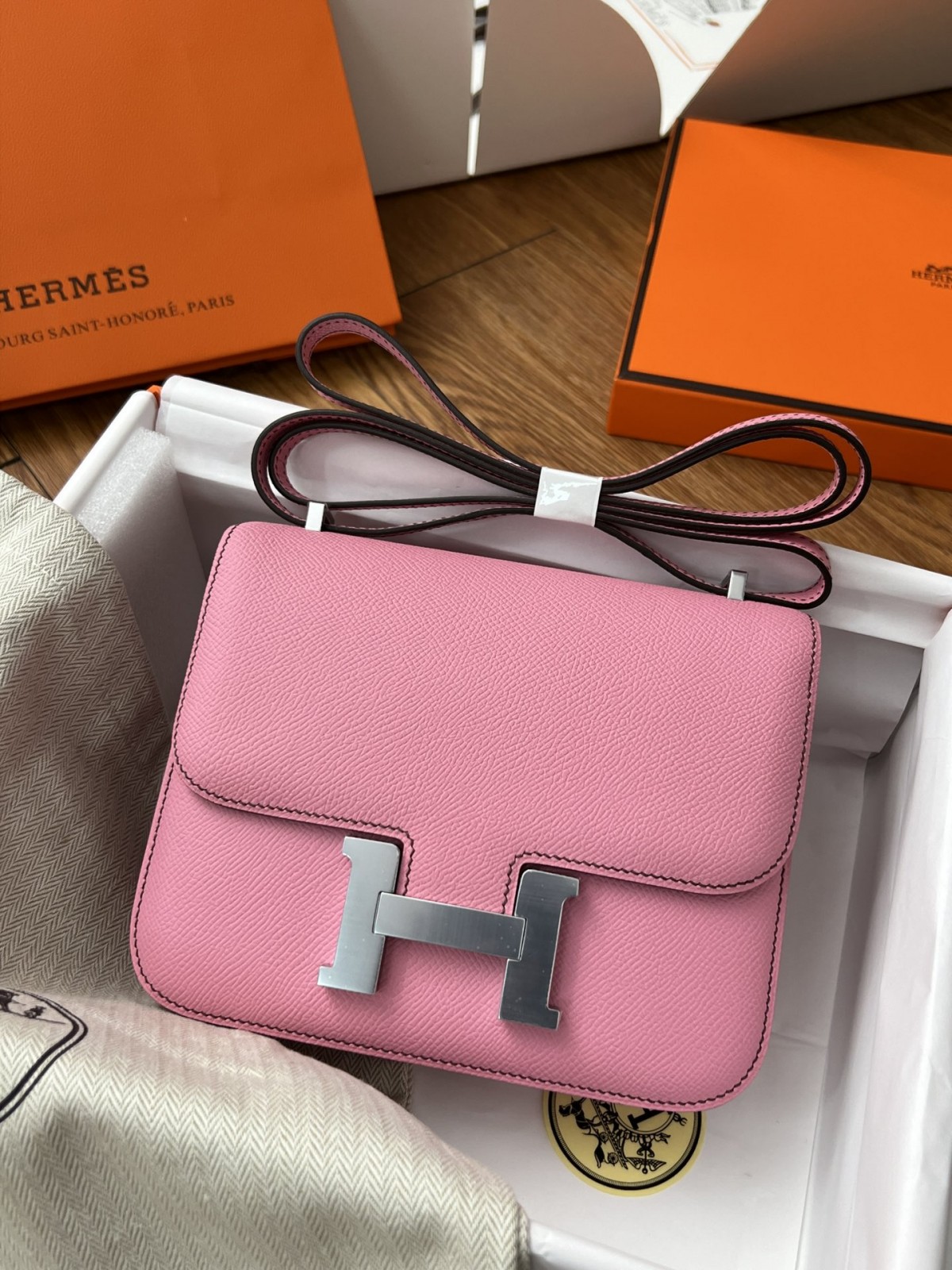 Shebag Hermes Constance 19 bag in pink Epsom full review(2024 Sep updated)-Best Quality Fake designer Bag Review, Replica designer bag ru Shebag Hermes Constance 19 bag in pink Epsom full review(2024 Sep updated)-Best Quality Fake designer Bag Review, Replica designer bag ru