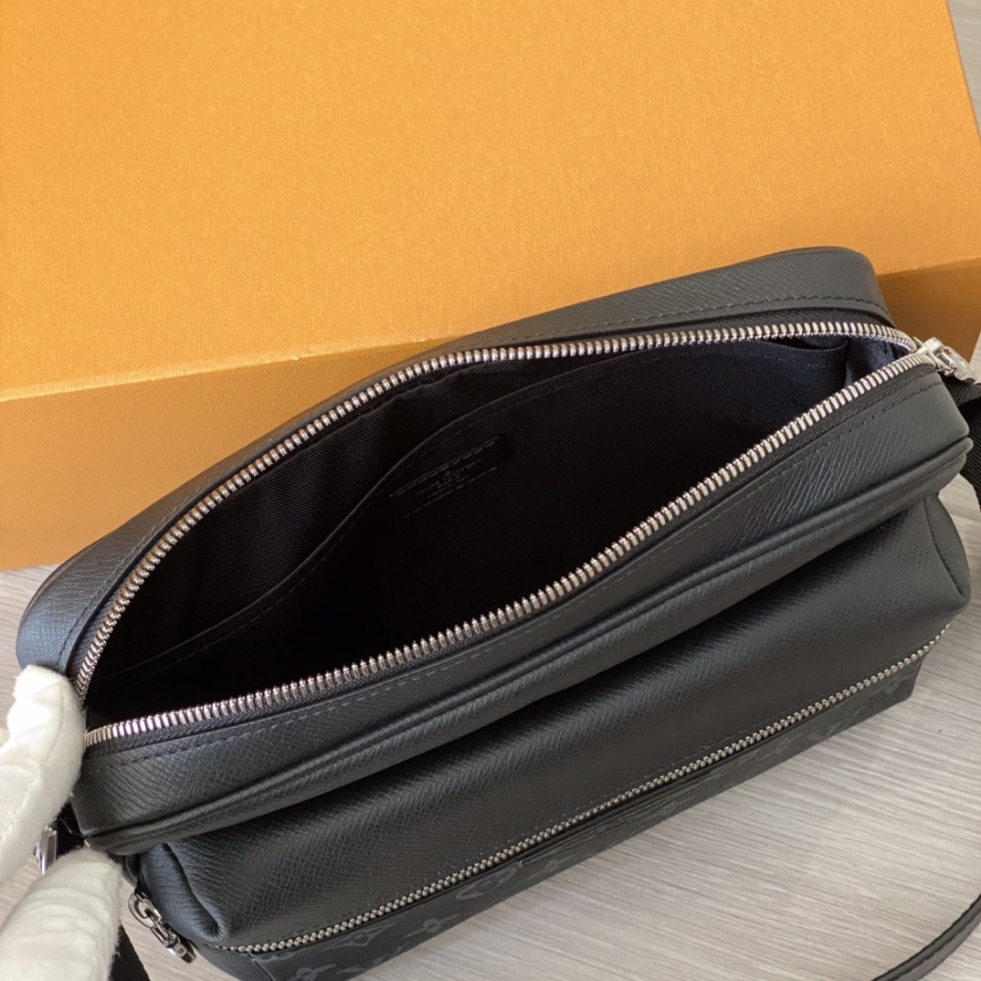 Shebag Louis Vuitton M30233 OUTDOOR bag full review (2024 Sep updated)-Best Quality Fake designer Bag Review, Replica designer bag ru