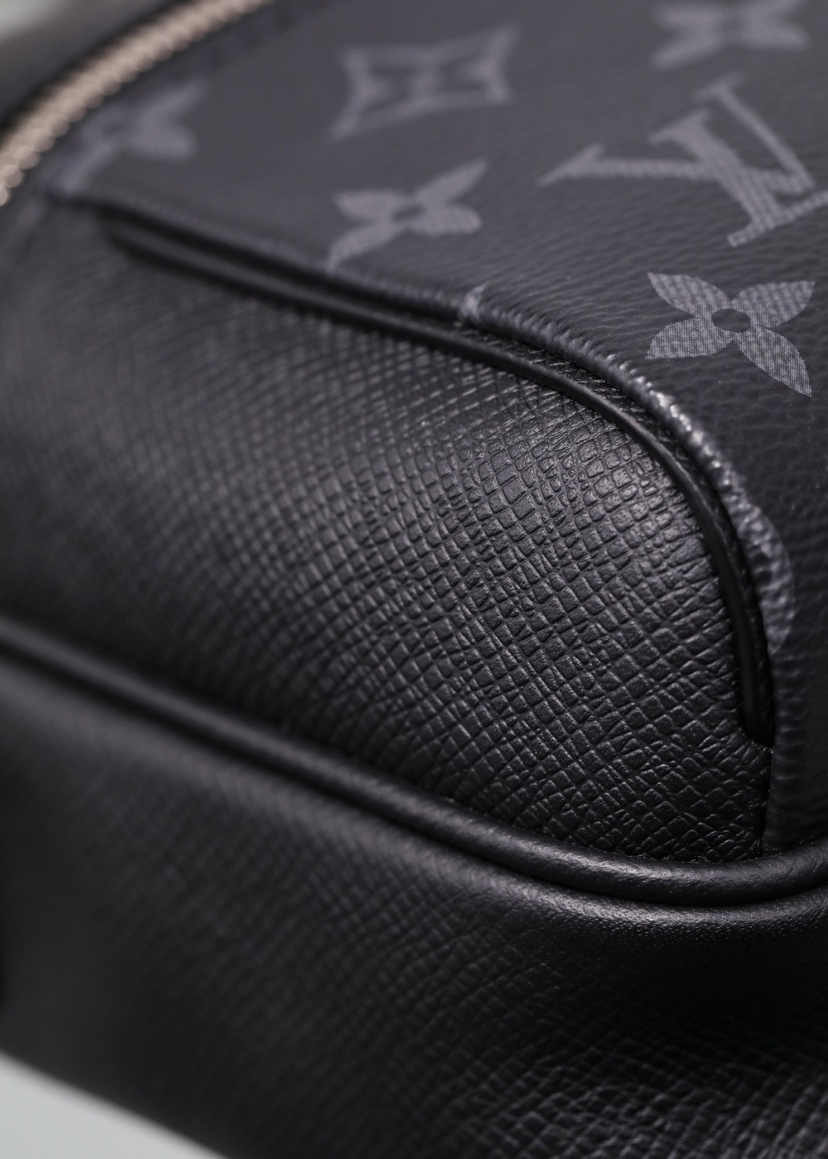 Shebag Louis Vuitton M30233 OUTDOOR bag full review (2024 Sep updated)-Best Quality Fake designer Bag Review, Replica designer bag ru