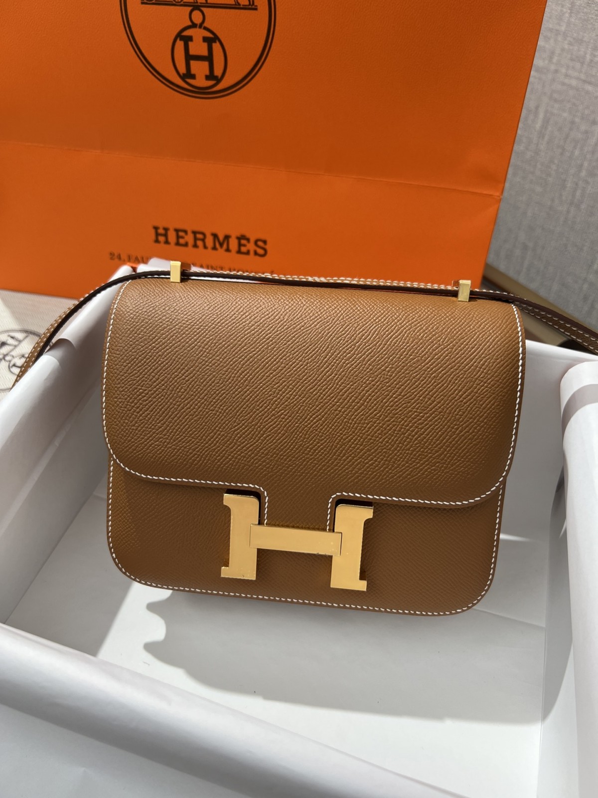 Shebag VS Authentic! Hermes Constance 19 in golden brown (2024 Sep updated)-Best Quality Fake designer Bag Review, Replica designer bag ru