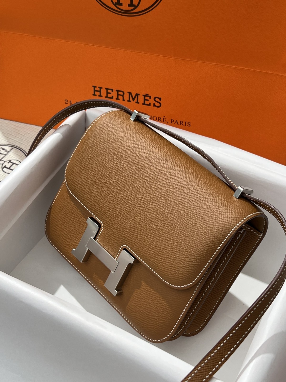 Shebag VS Authentic! Hermes Constance 19 in golden brown (2024 Sep updated)-Best Quality Fake designer Bag Review, Replica designer bag ru