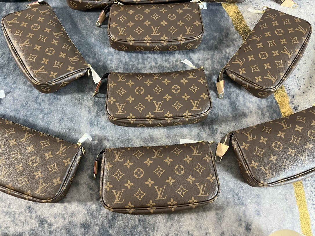 Shebag Louis Vuitton M40712 Pochette accessory bag full review(2024 Sep updated)-Best Quality Fake designer Bag Review, Replica designer bag ru Shebag Louis Vuitton M40712 Pochette accessory bag full review(2024 Sep updated)-Best Quality Fake designer Bag Review, Replica designer bag ru