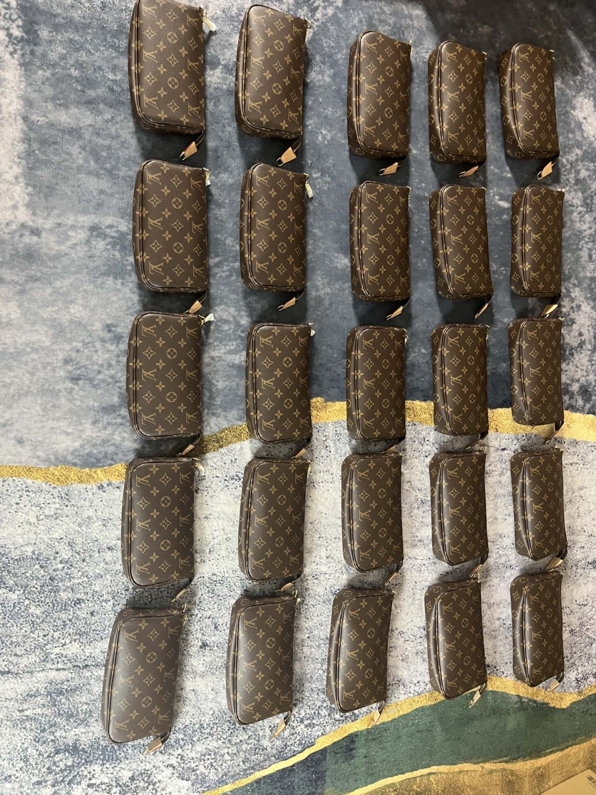 Shebag Louis Vuitton M40712 Pochette accessory bag full review(2024 Sep updated)-Best Quality Fake designer Bag Review, Replica designer bag ru Shebag Louis Vuitton M40712 Pochette accessory bag full review(2024 Sep updated)-Best Quality Fake designer Bag Review, Replica designer bag ru