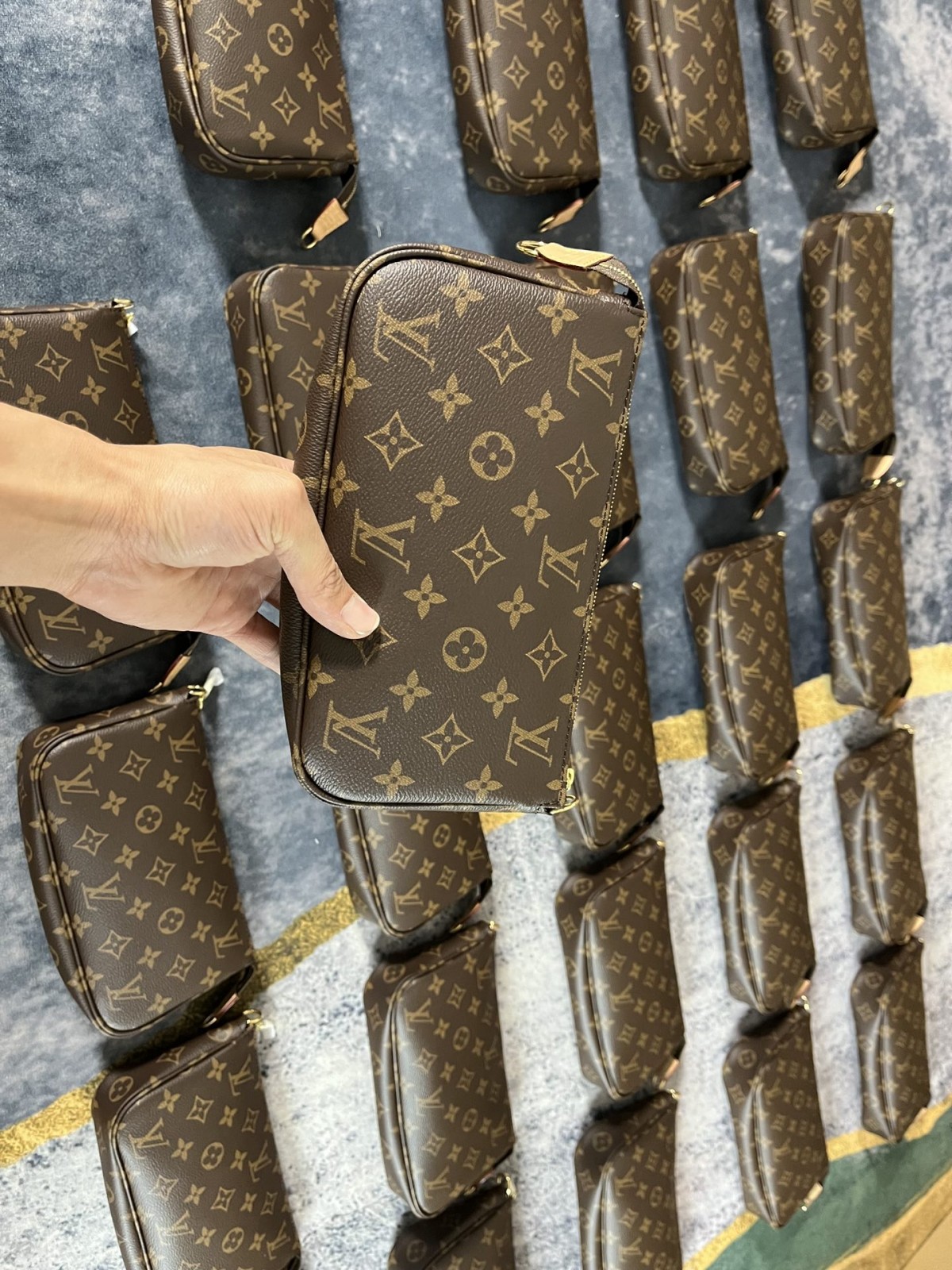 Shebag Louis Vuitton M40712 Pochette accessory bag full review(2024 Sep updated)-Best Quality Fake designer Bag Review, Replica designer bag ru Shebag Louis Vuitton M40712 Pochette accessory bag full review(2024 Sep updated)-Best Quality Fake designer Bag Review, Replica designer bag ru