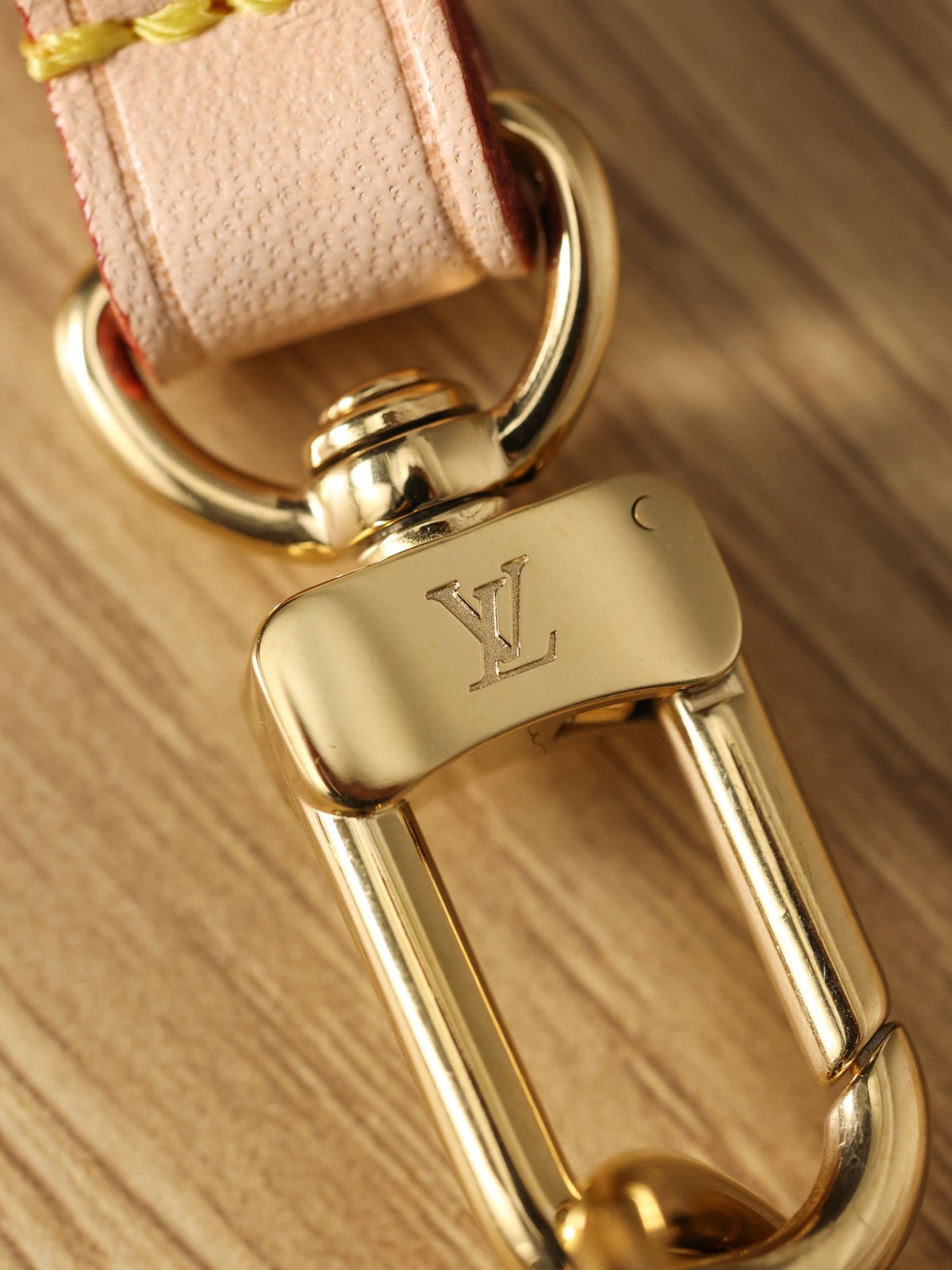 Shebag Louis Vuitton M40712 Pochette accessory bag full review(2024 Sep updated)-Best Quality Fake designer Bag Review, Replica designer bag ru Shebag Louis Vuitton M40712 Pochette accessory bag full review(2024 Sep updated)-Best Quality Fake designer Bag Review, Replica designer bag ru