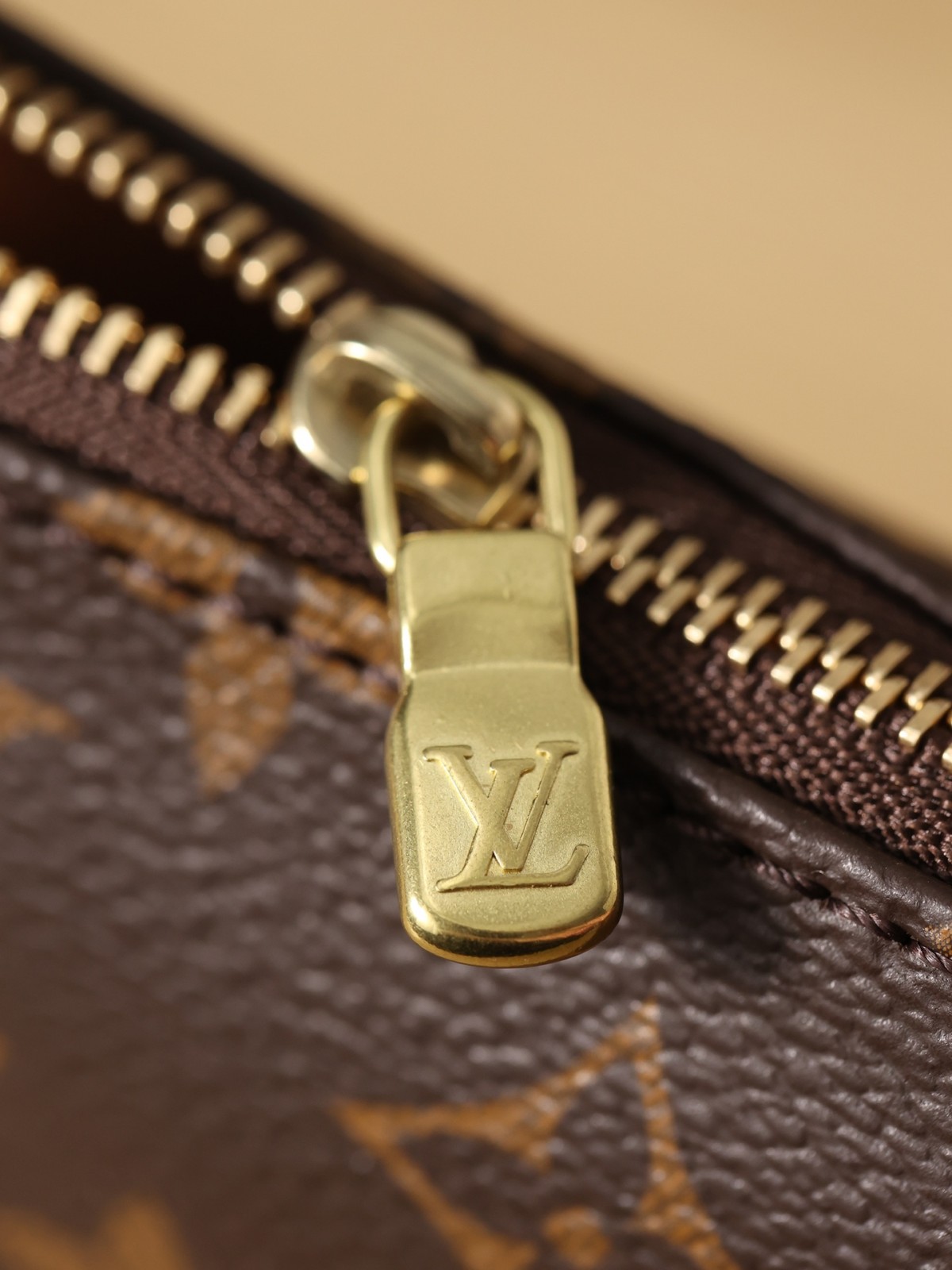 Shebag Louis Vuitton M40712 Pochette accessory bag full review(2024 Sep updated)-Best Quality Fake designer Bag Review, Replica designer bag ru Shebag Louis Vuitton M40712 Pochette accessory bag full review(2024 Sep updated)-Best Quality Fake designer Bag Review, Replica designer bag ru