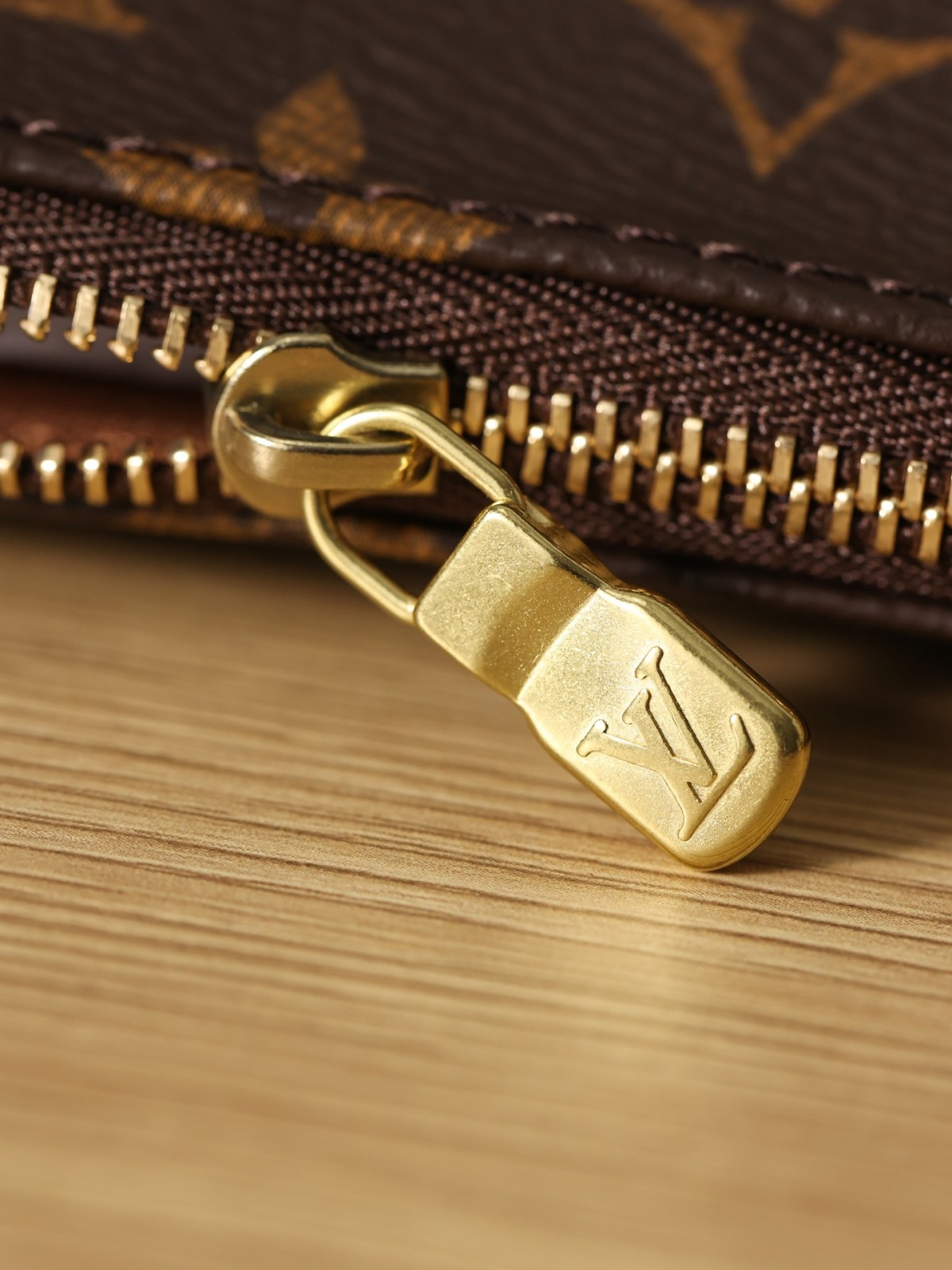 Shebag Louis Vuitton M40712 Pochette accessory bag full review(2024 Sep updated)-Best Quality Fake designer Bag Review, Replica designer bag ru Shebag Louis Vuitton M40712 Pochette accessory bag full review(2024 Sep updated)-Best Quality Fake designer Bag Review, Replica designer bag ru