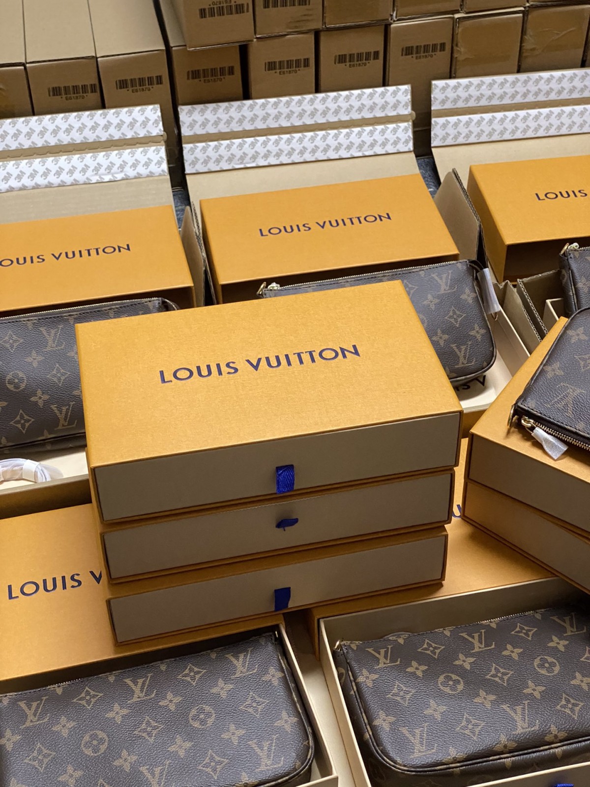 Shebag Louis Vuitton M40712 Pochette accessory bag full review(2024 Sep updated)-Best Quality Fake designer Bag Review, Replica designer bag ru Shebag Louis Vuitton M40712 Pochette accessory bag full review(2024 Sep updated)-Best Quality Fake designer Bag Review, Replica designer bag ru