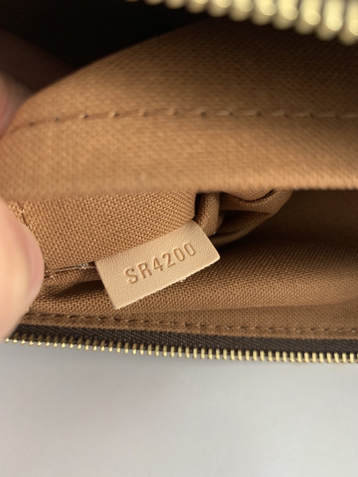 Shebag Louis Vuitton M40712 Pochette accessory bag full review(2024 Sep updated)-Best Quality Fake designer Bag Review, Replica designer bag ru Shebag Louis Vuitton M40712 Pochette accessory bag full review(2024 Sep updated)-Best Quality Fake designer Bag Review, Replica designer bag ru