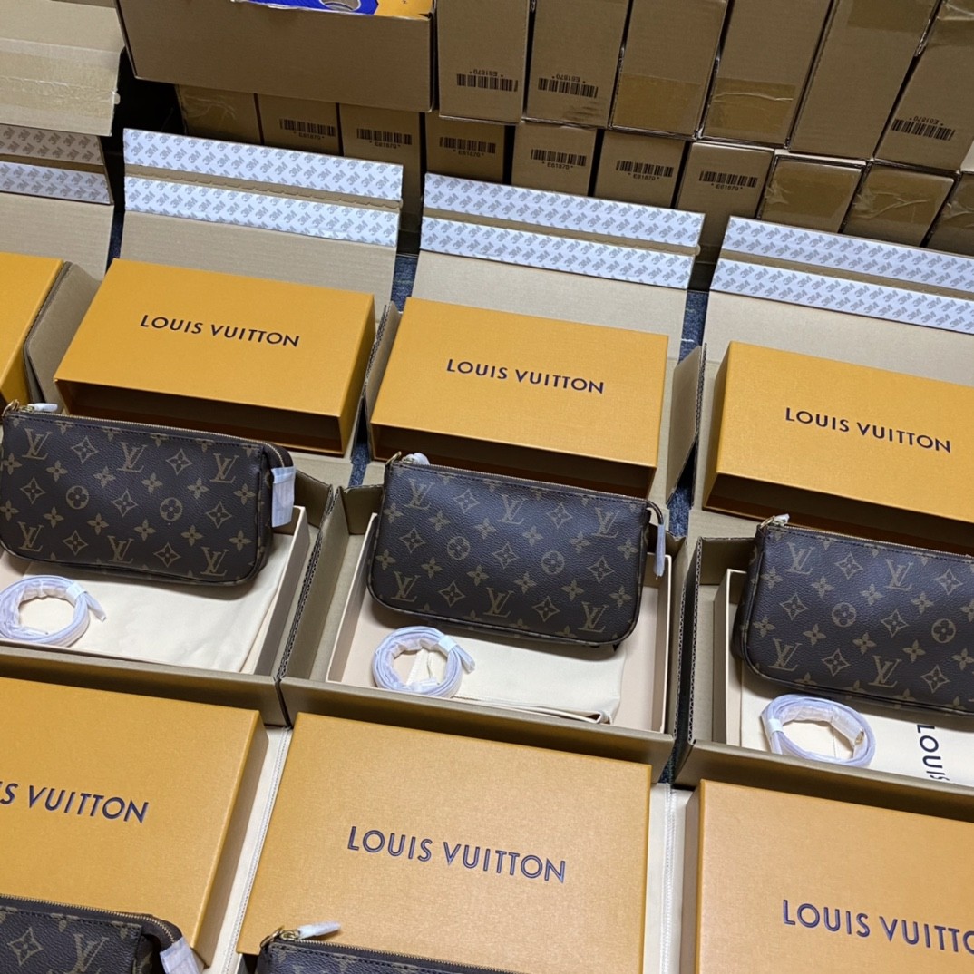 Shebag Louis Vuitton M40712 Pochette accessory bag full review(2024 Sep updated)-Best Quality Fake designer Bag Review, Replica designer bag ru Shebag Louis Vuitton M40712 Pochette accessory bag full review(2024 Sep updated)-Best Quality Fake designer Bag Review, Replica designer bag ru