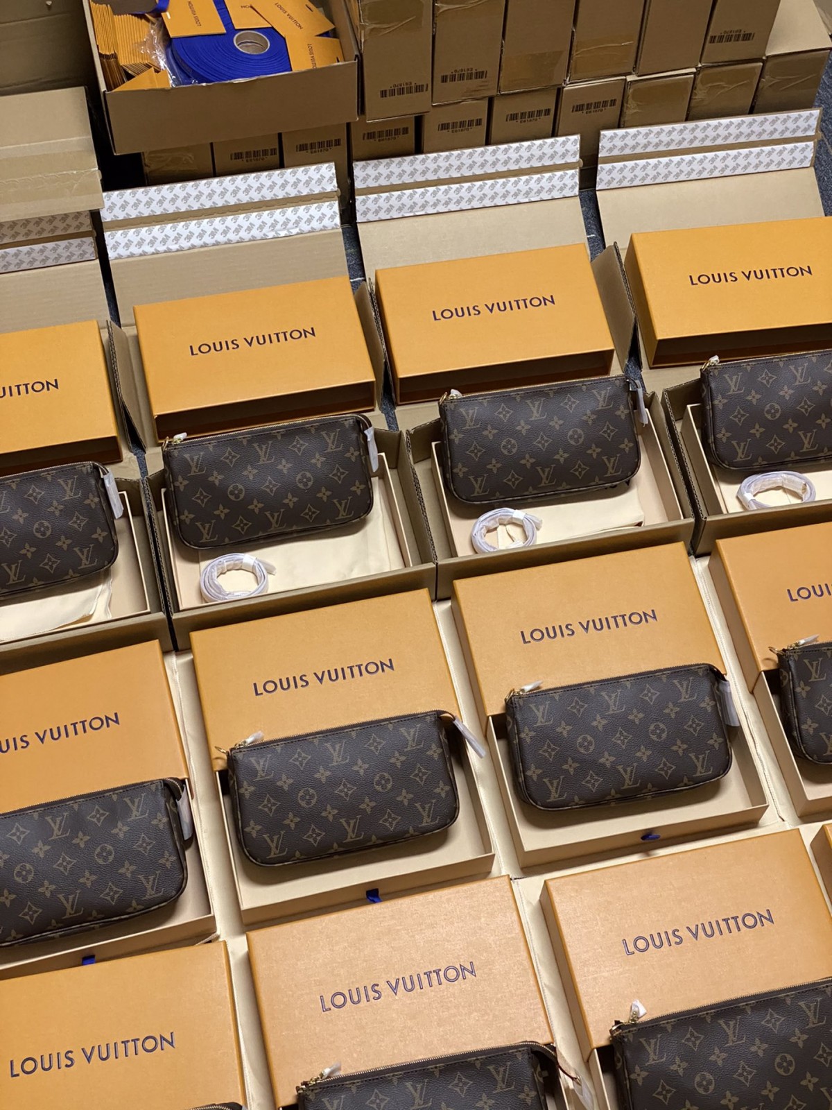 Shebag Louis Vuitton M40712 Pochette accessory bag full review(2024 Sep updated)-Best Quality Fake designer Bag Review, Replica designer bag ru Shebag Louis Vuitton M40712 Pochette accessory bag full review(2024 Sep updated)-Best Quality Fake designer Bag Review, Replica designer bag ru